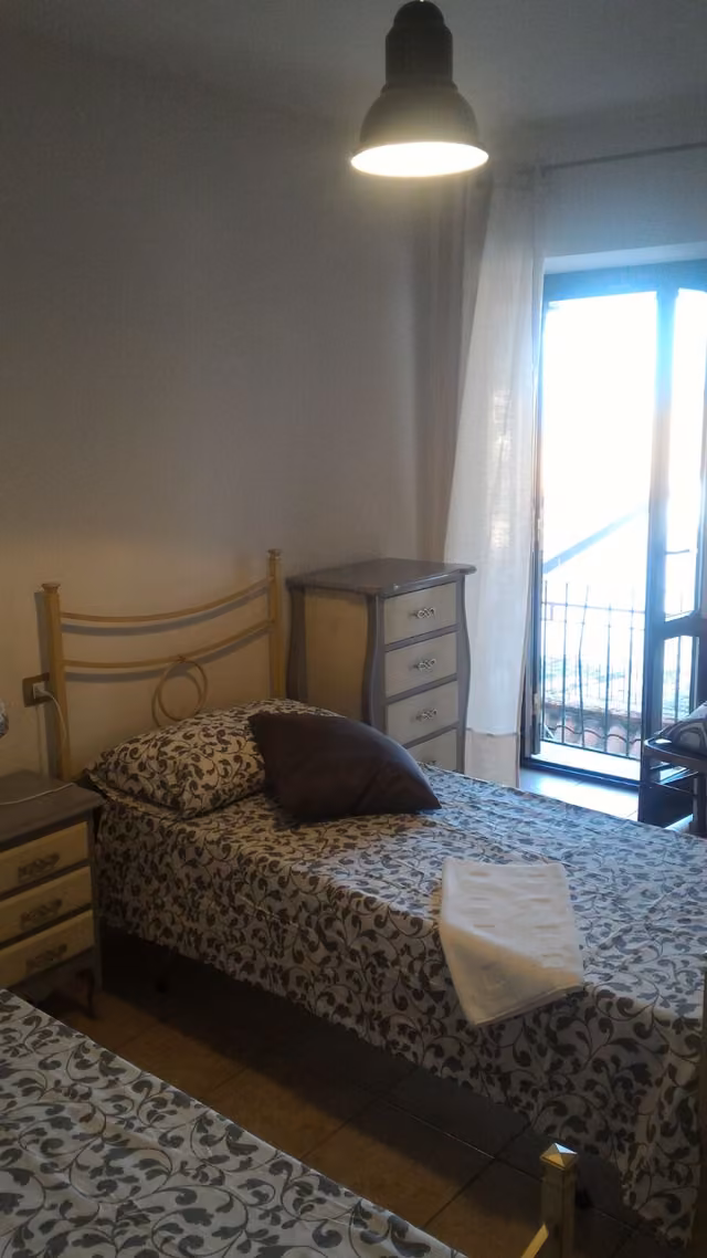 La facciata della casa del B&B La casetta di Nonna Cecilia a Roccavivi